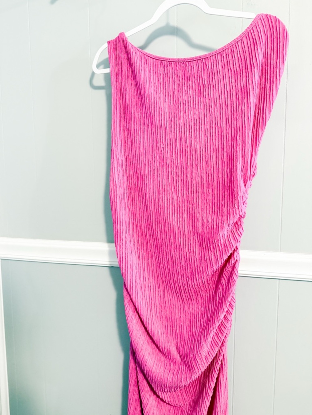 Fuchsia One-Shoulder Ribbed Bodycon Asymmetrical Maxi Dress - Picture 6 of 7